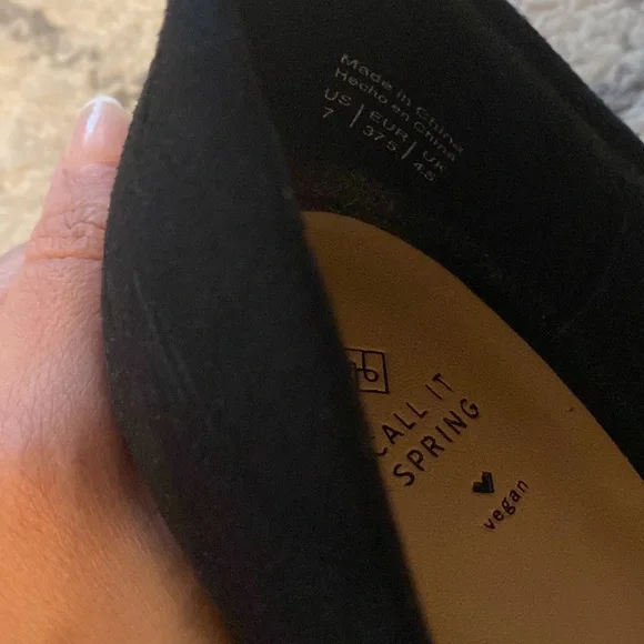 Black block heel pumps (SIZE 7) - Picture 7 of 7